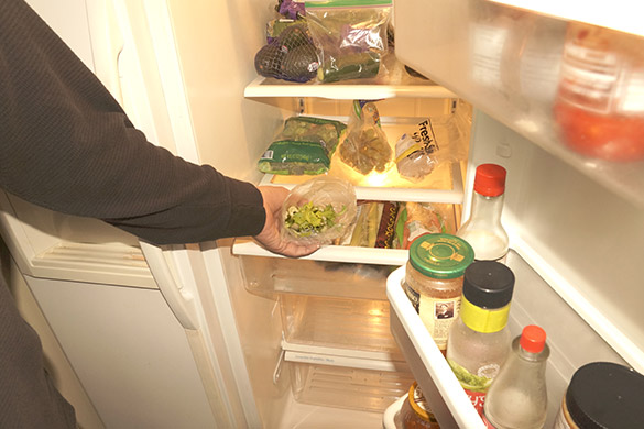 Dispose of perishable food from refrigerator