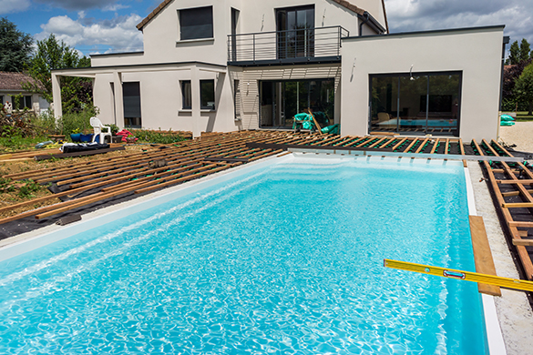 swimming pool installation